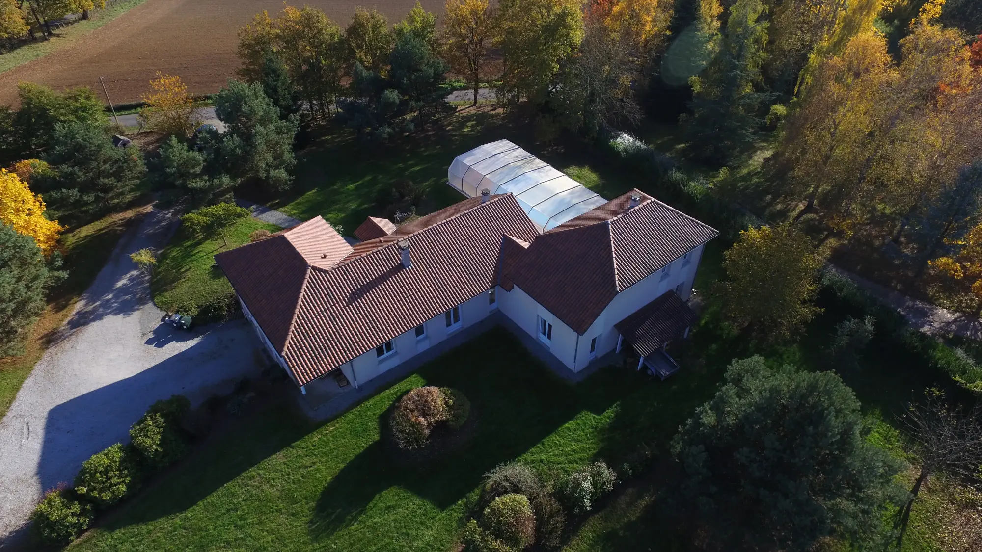 Vue drone de la maison — hébergement du séjour de jeûne et randonnée en Haute-Vienne